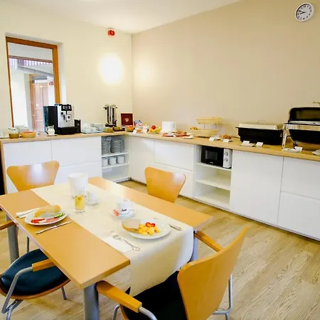 Adalbert Szent György Ház Hotel 2*