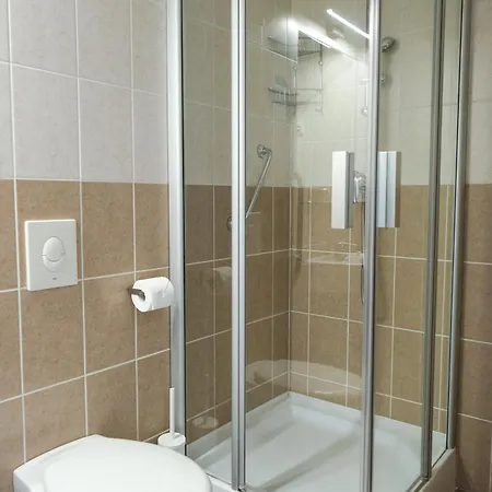 Hotel Adalbert Szent György Ház 2*