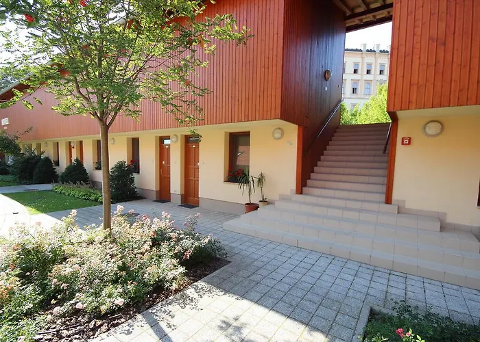 Adalbert Boldog Meszlenyi Zoltan Haz 2* Esztergom