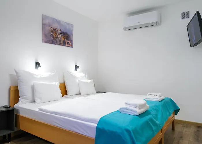 Adalbert Boldog Meszlenyi Zoltan Haz Esztergom