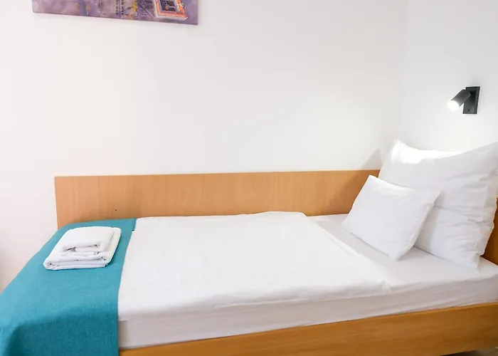 Adalbert Boldog Meszlenyi Zoltan Haz Esztergom