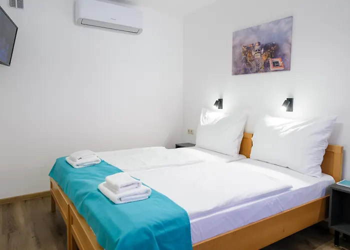 Adalbert Boldog Meszlenyi Zoltan Haz Hotel